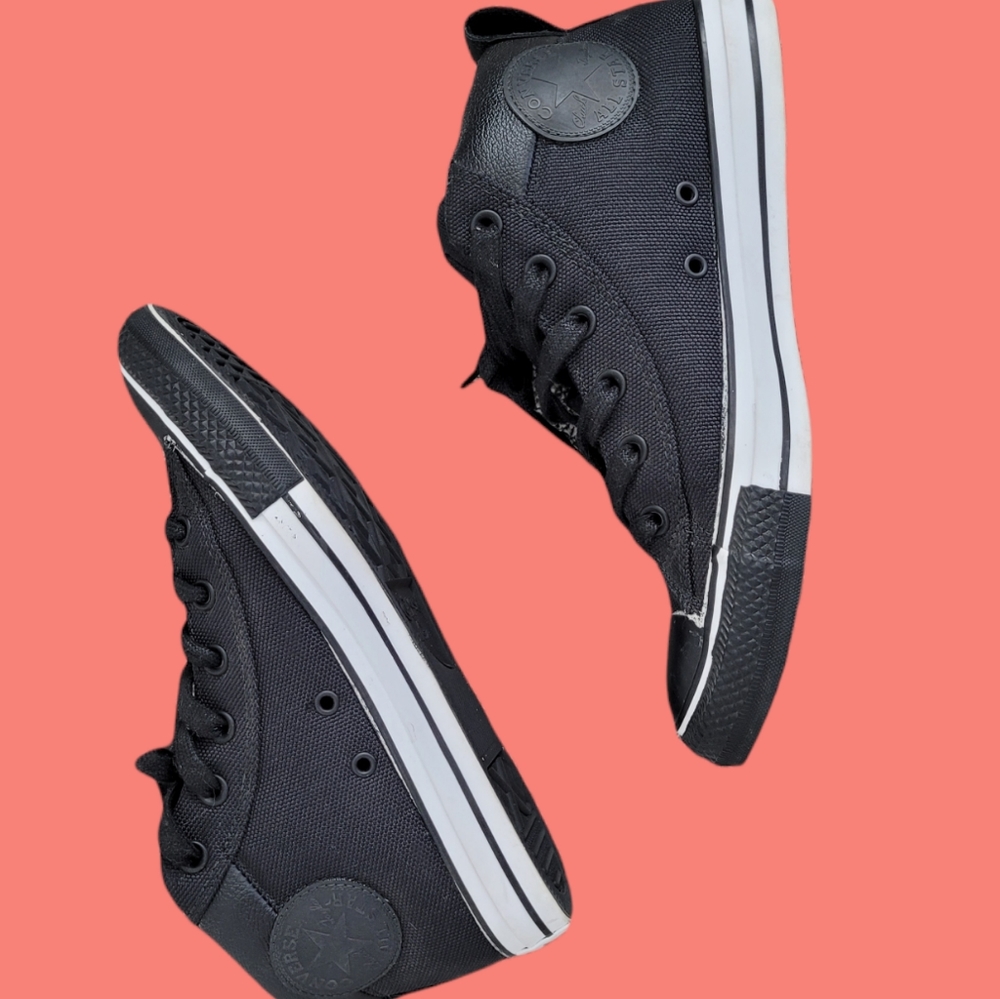 Black Converse Chuck Taylor All Star high top shoes, women's size 9/men's size 7